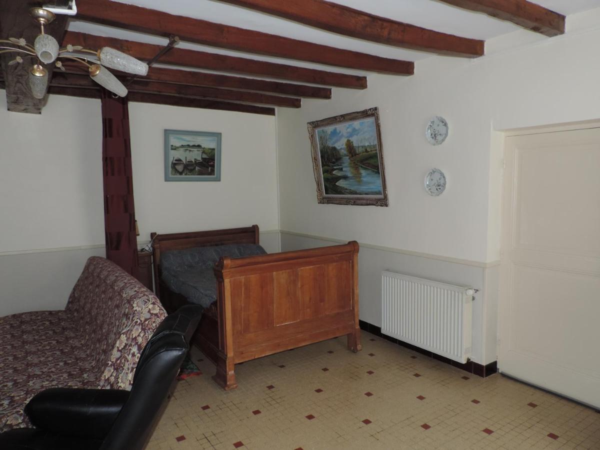 Gîte de l'Aubrée 17 Puy-du-Lac Extérieur photo