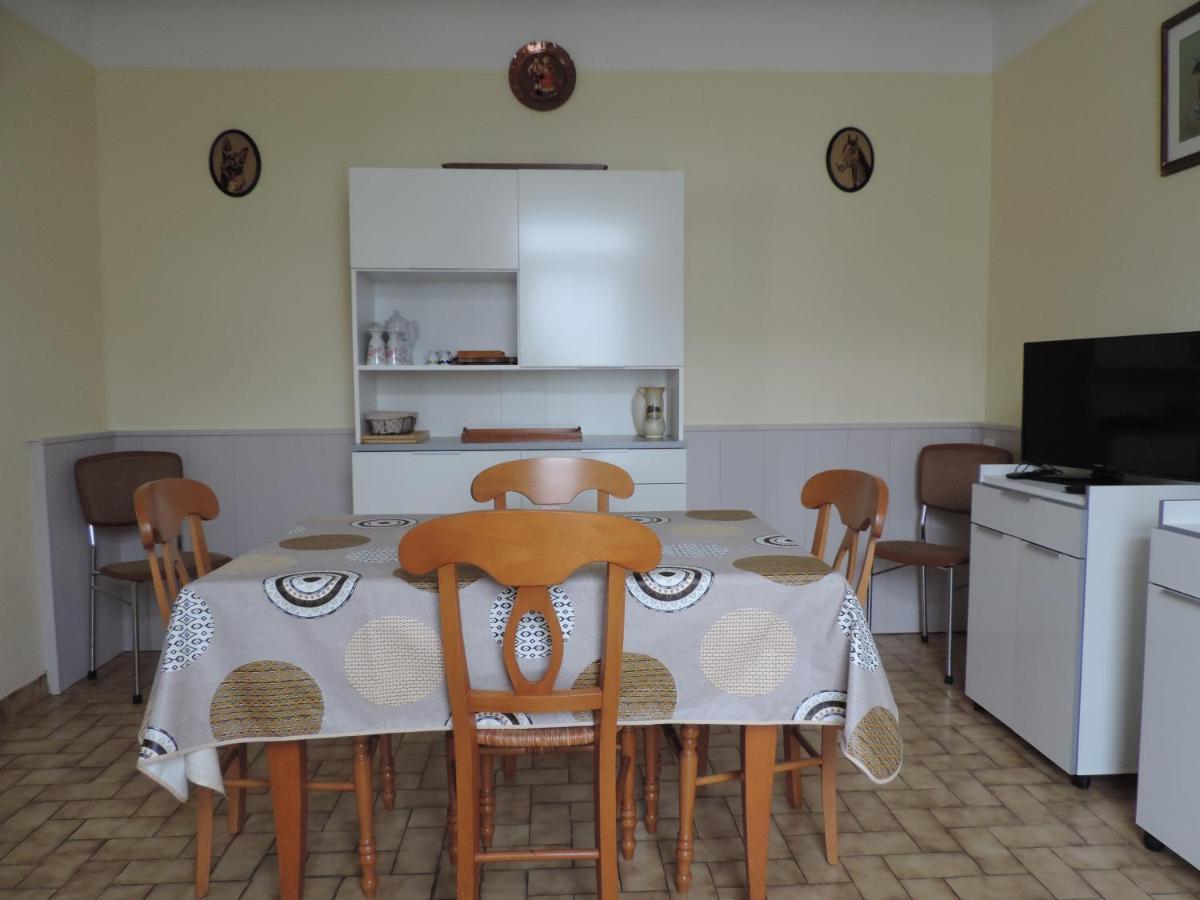 Gîte de l'Aubrée 17 Puy-du-Lac Extérieur photo